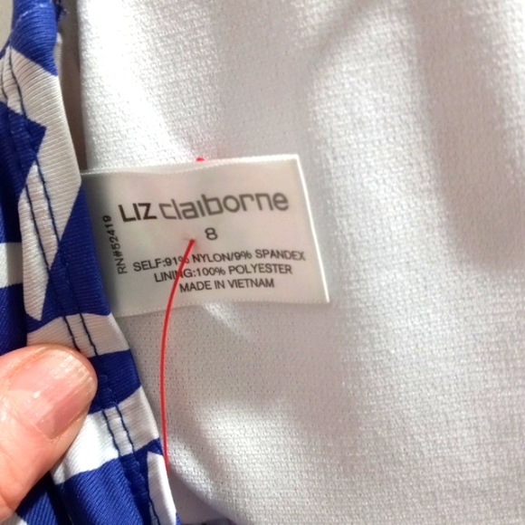 Liz Clairborne Blue/White Graphic Two Piece Size 8 - Picture 4 of 8